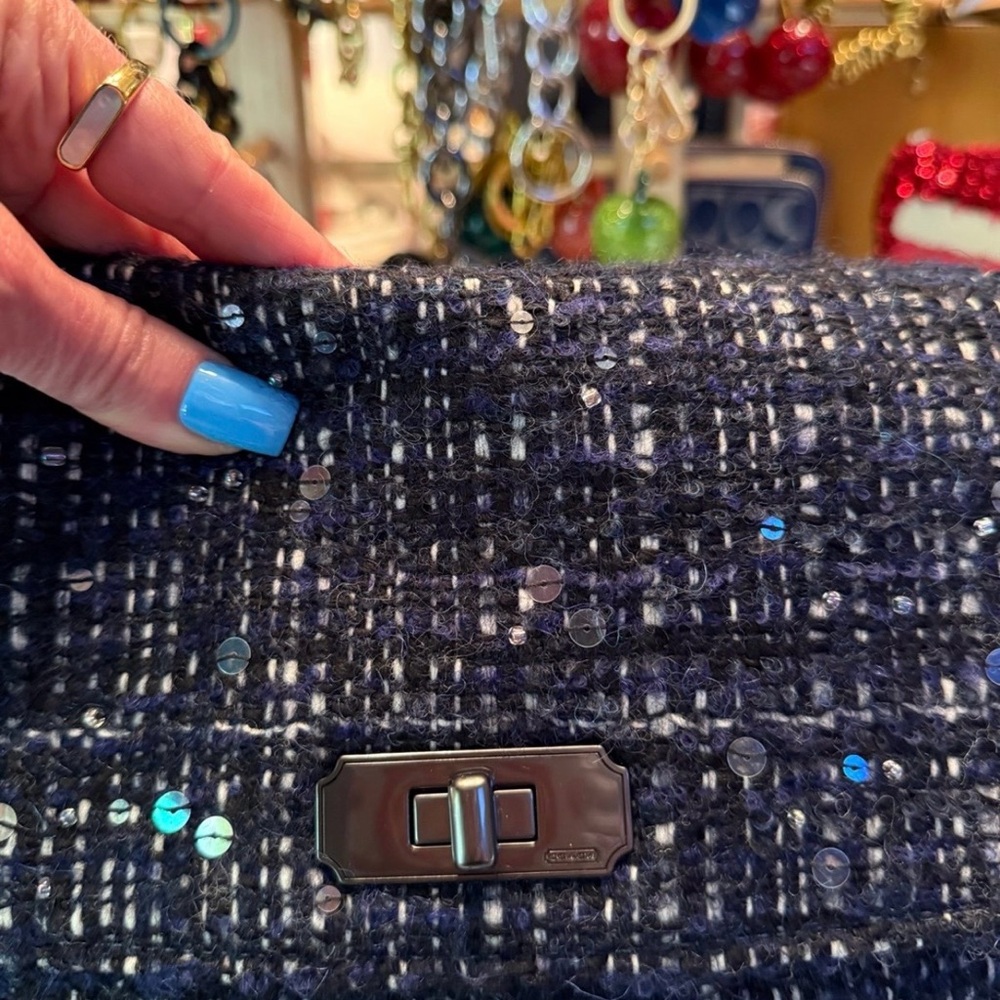 Coach Navy Tweed Convertible crossbody with gun metal hardware - Picture 8 of 11